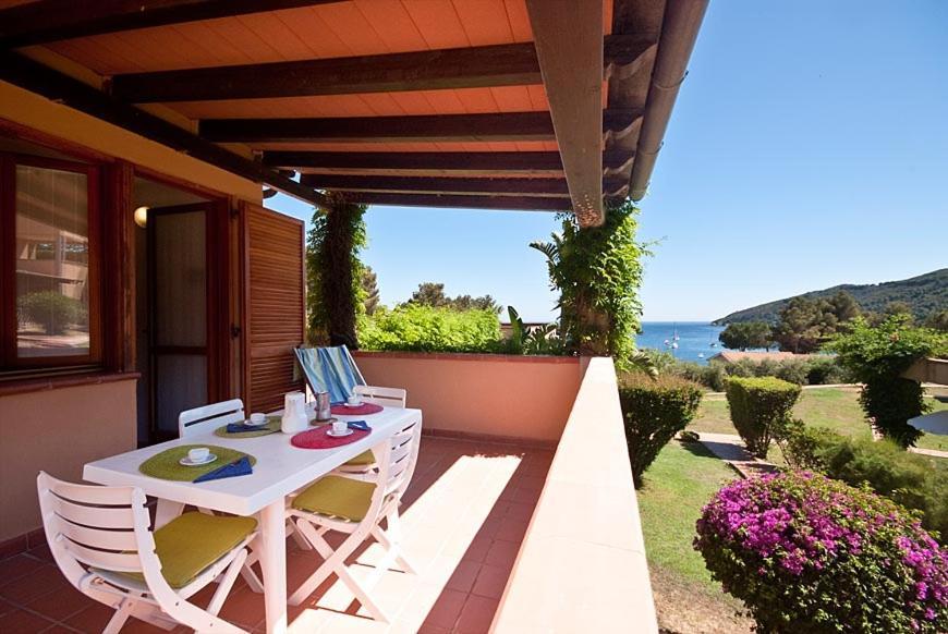 Aparthotel Casa Del Golfo Lacona Exteriér fotografie