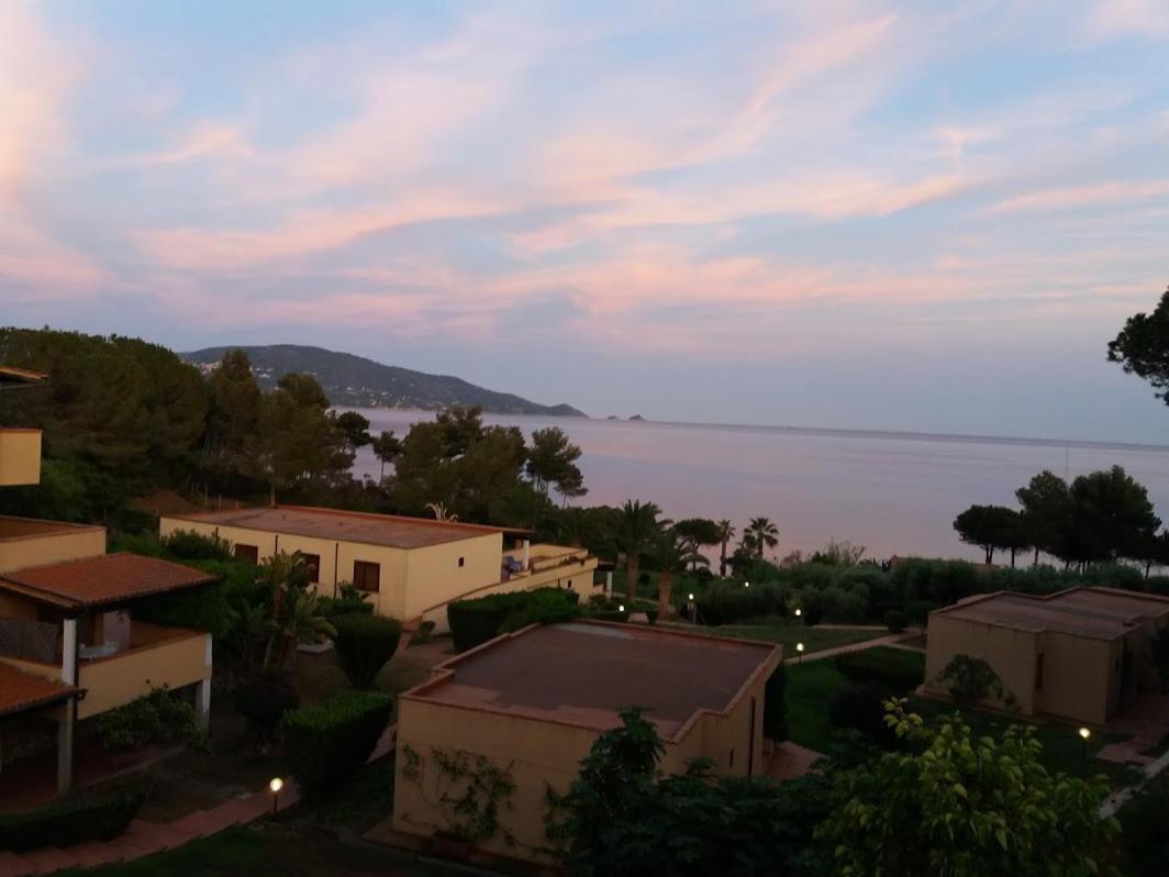 Aparthotel Casa Del Golfo Lacona Exteriér fotografie