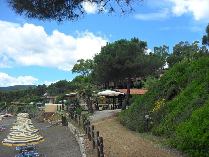 Aparthotel Casa Del Golfo Lacona Exteriér fotografie